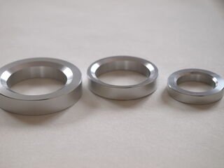 Non Magnetic Chassis Cutout Ring (black/white, for 9pin/8pin/4pin tube sockets)